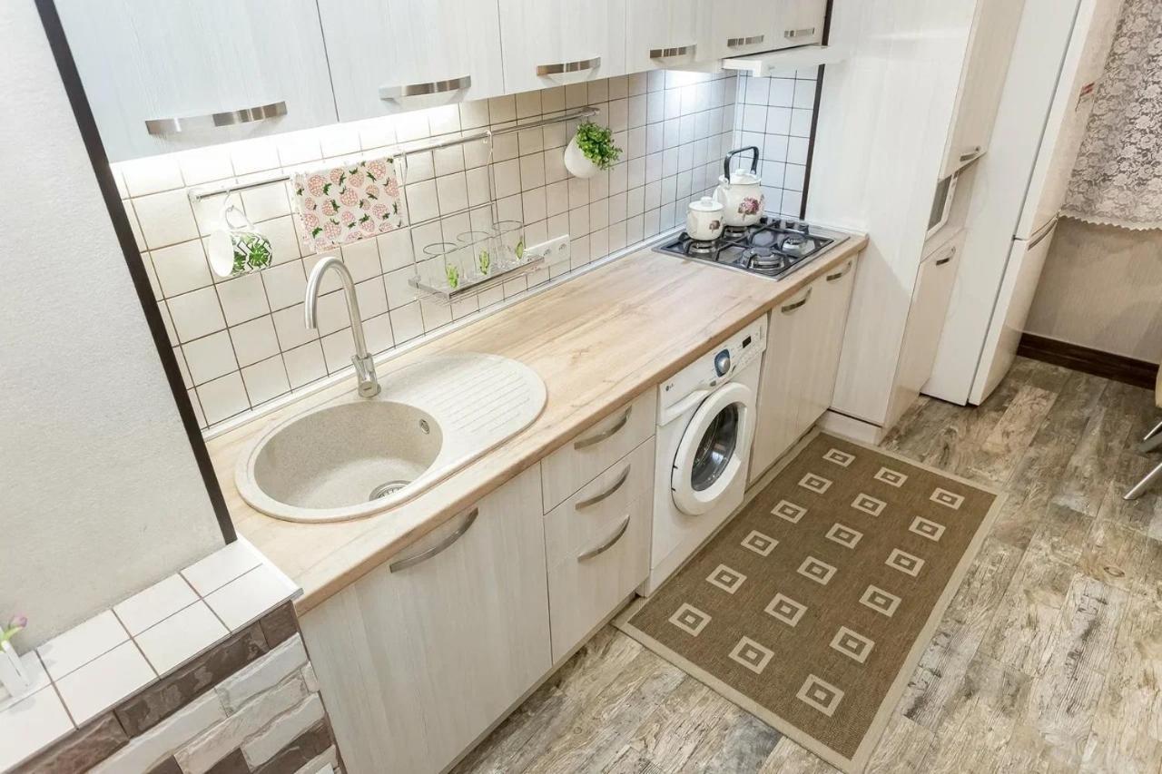 Apartamento Арбат Almatý Exterior foto